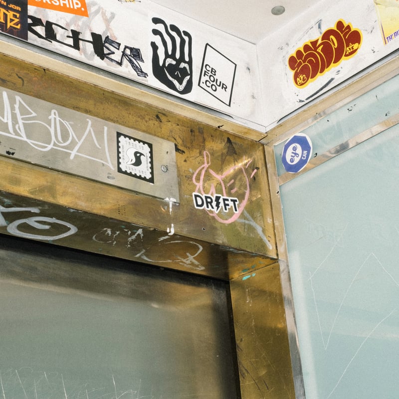 THE BLACK DRIFT STICKER - image3