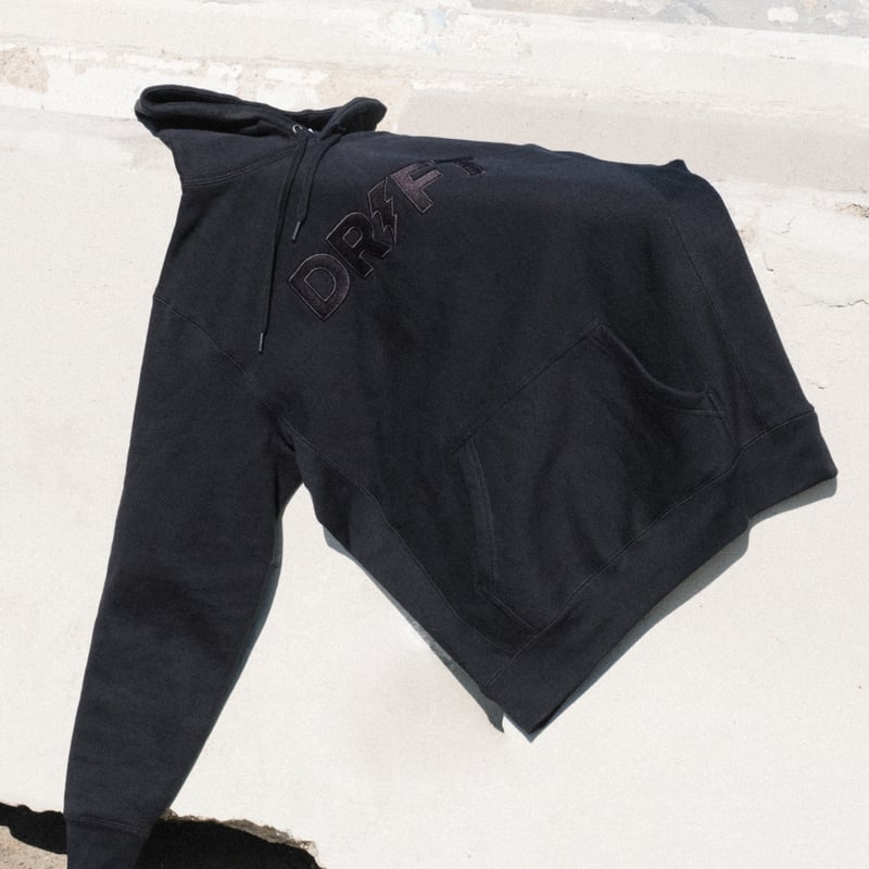 THE BLACK-ON-BLACK DRIFT HOODIE - image2